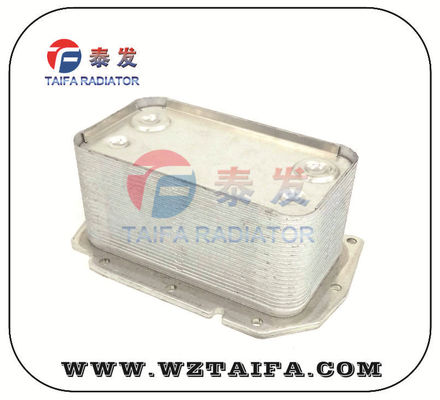 1842418C3 Oil Cooler International Navistar 2004 And Newer Detroit Diesel DT466E & DT530E
